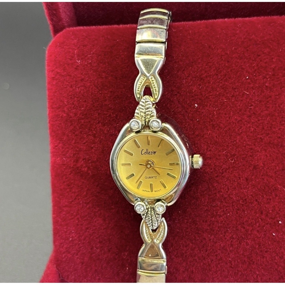 VTG Women's Watch Collezio Ladies Bracelet  Rhinestone Japan Quartz Stetch Band